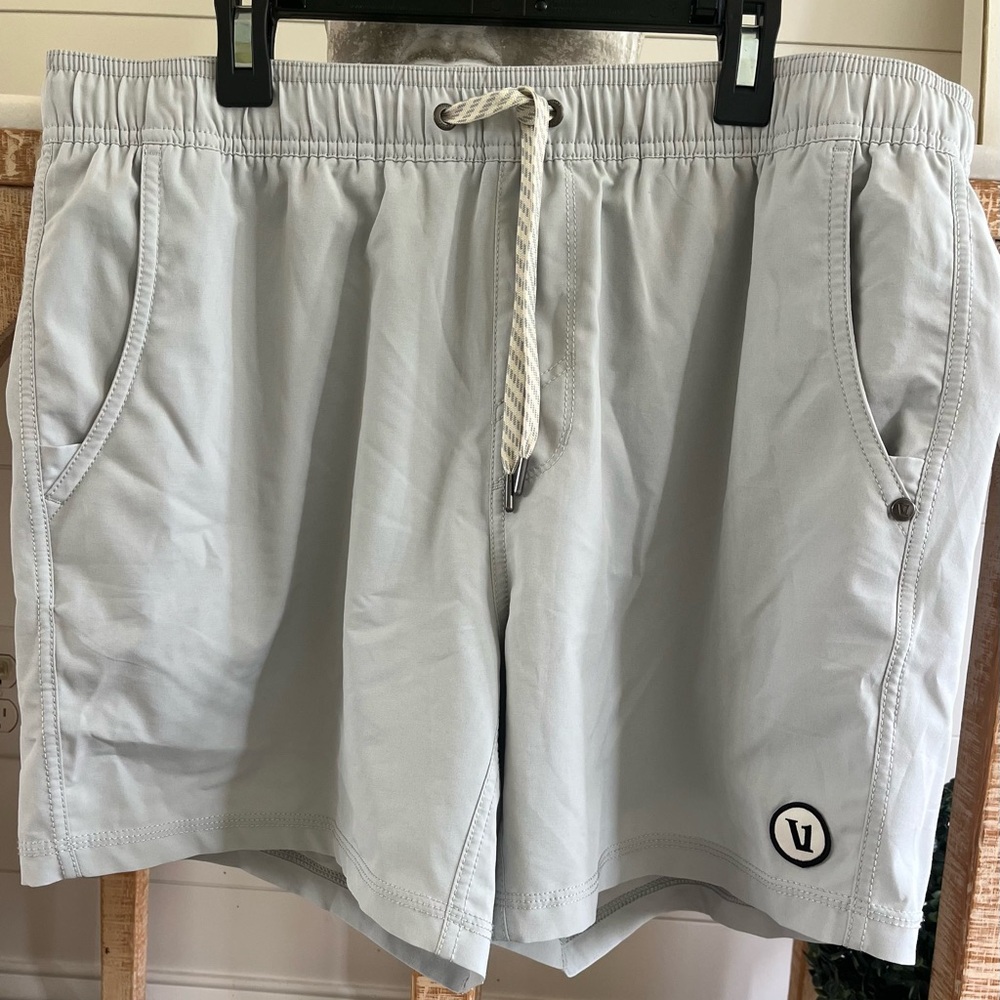 Men’s Vuori swimsuit, size large